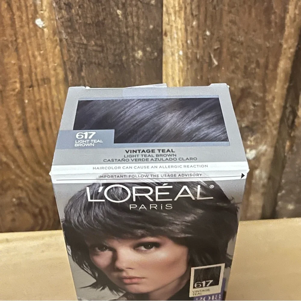 L’Oréal Féria Glam Grunge Shimmering Hair Color 617 Vintage Teal Light Brown